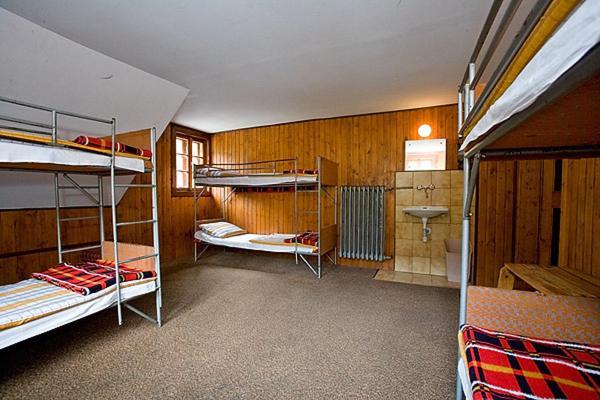 Auberge de jeunesse Schronisko Pttk Samotnia à Karpacz Chambre photo